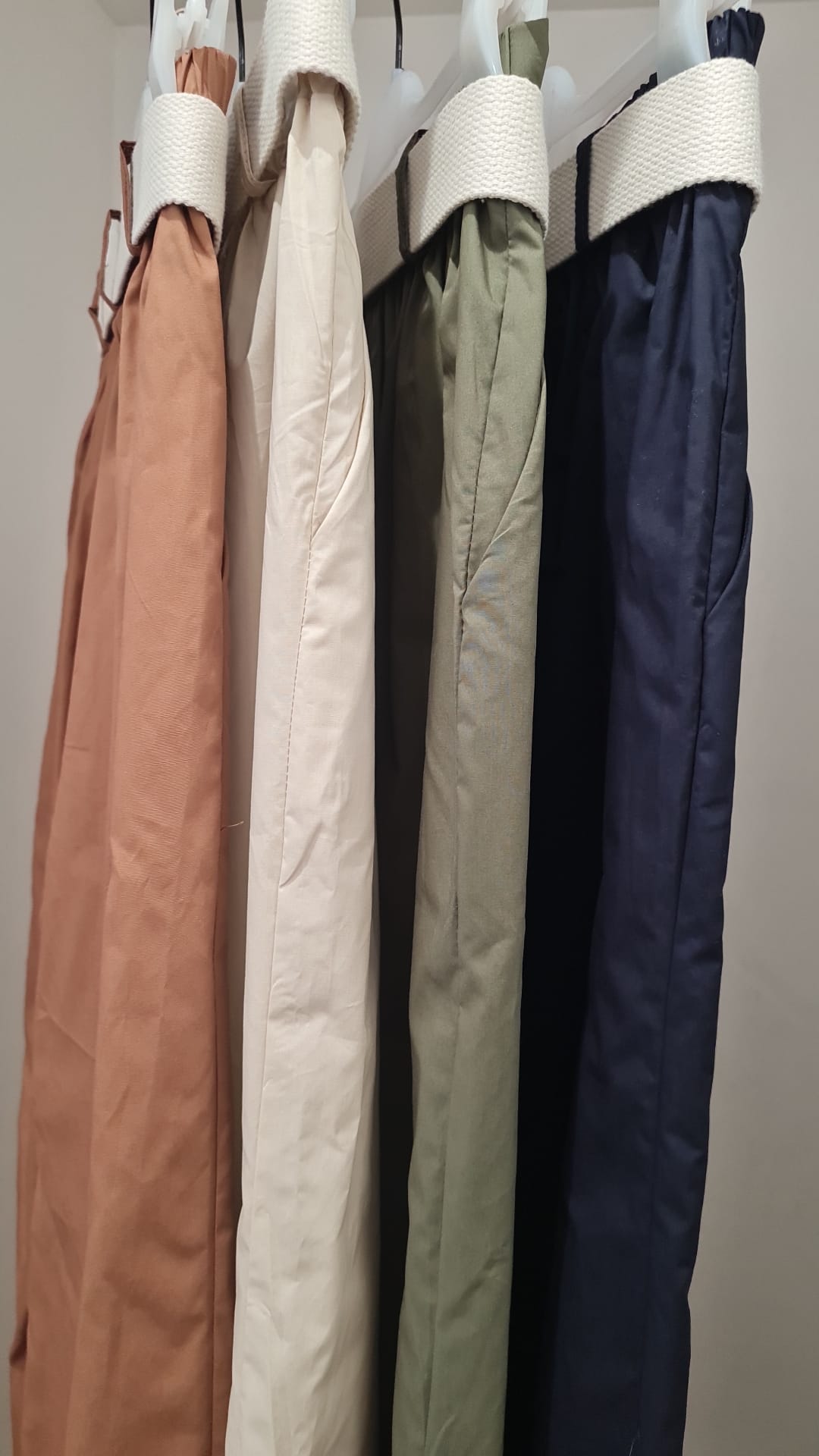 Pantalone in Cotone a Gamba Larga con Cintura