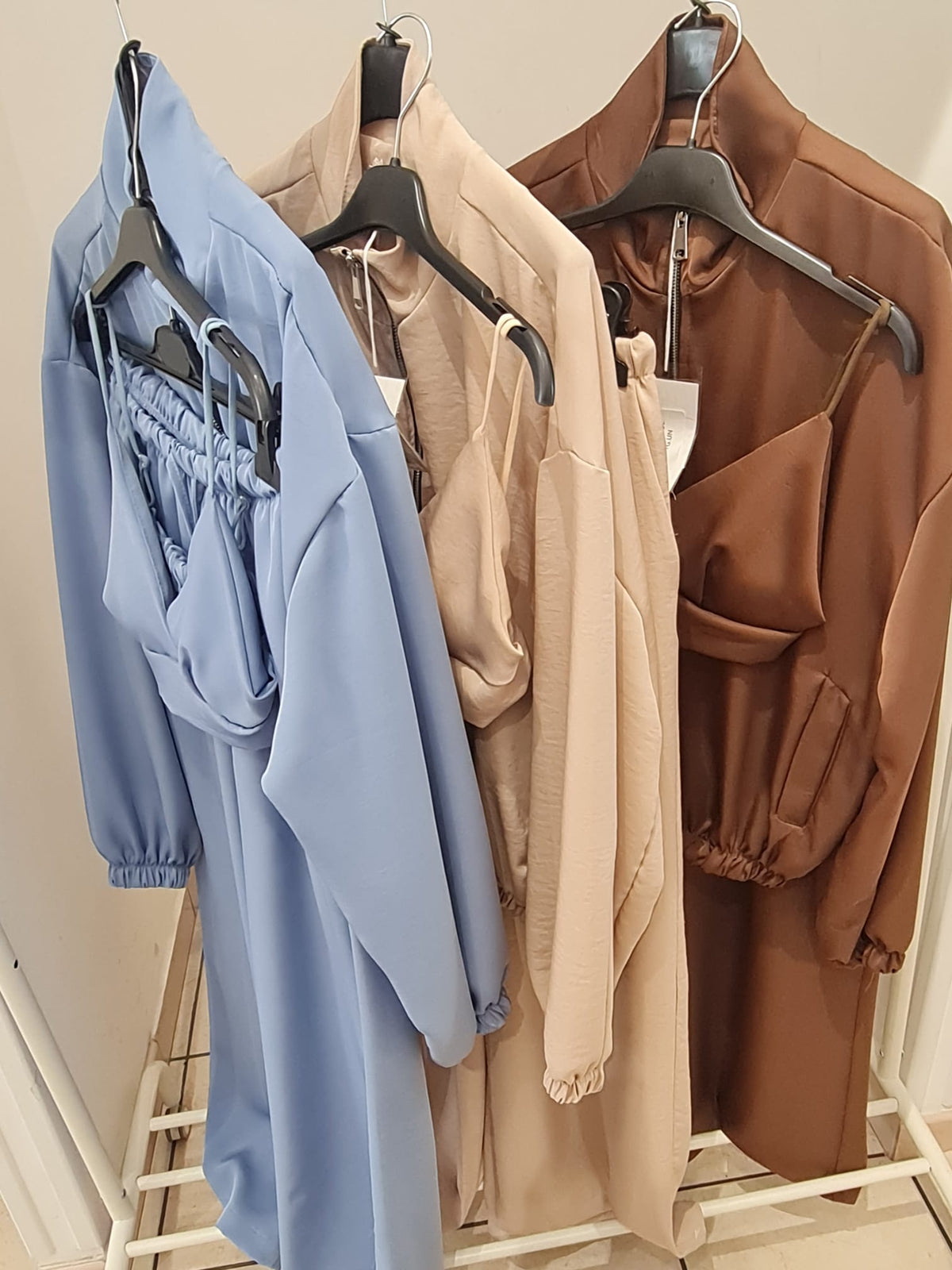 Completo 3 Pezzi: Giacca, Top e Pantalone Wide Leg
