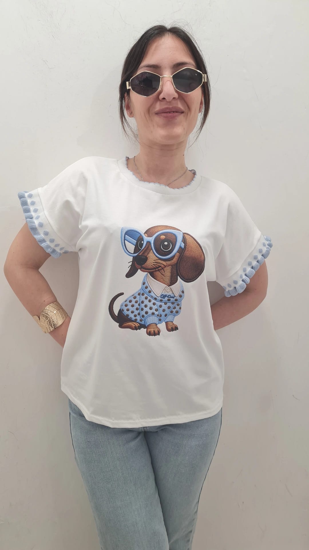 T-Shirt Bassotto con Volant sulle Maniche