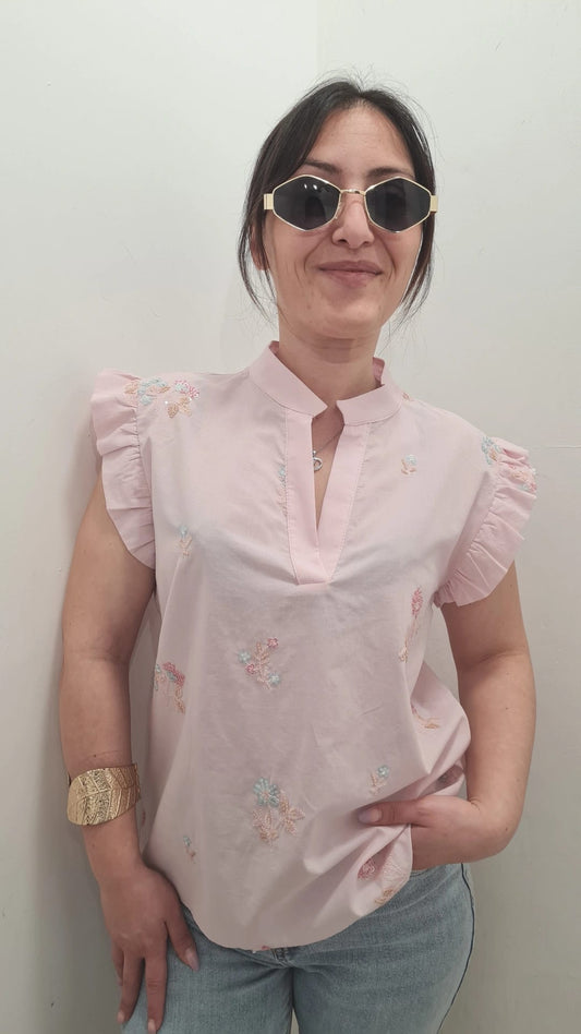 Camicia in Cotone Bouclé con Ricamo e Volant