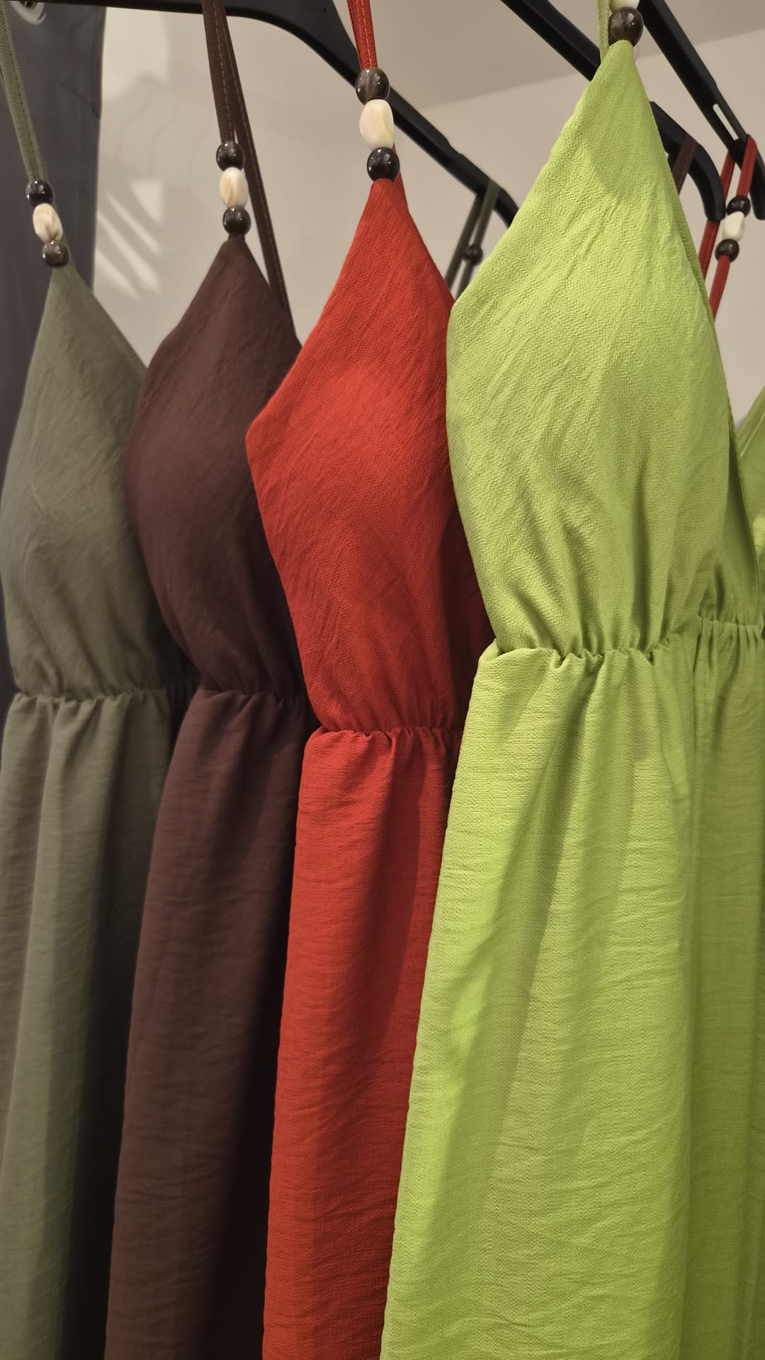 Abito Grecia donna indossato vista frontale